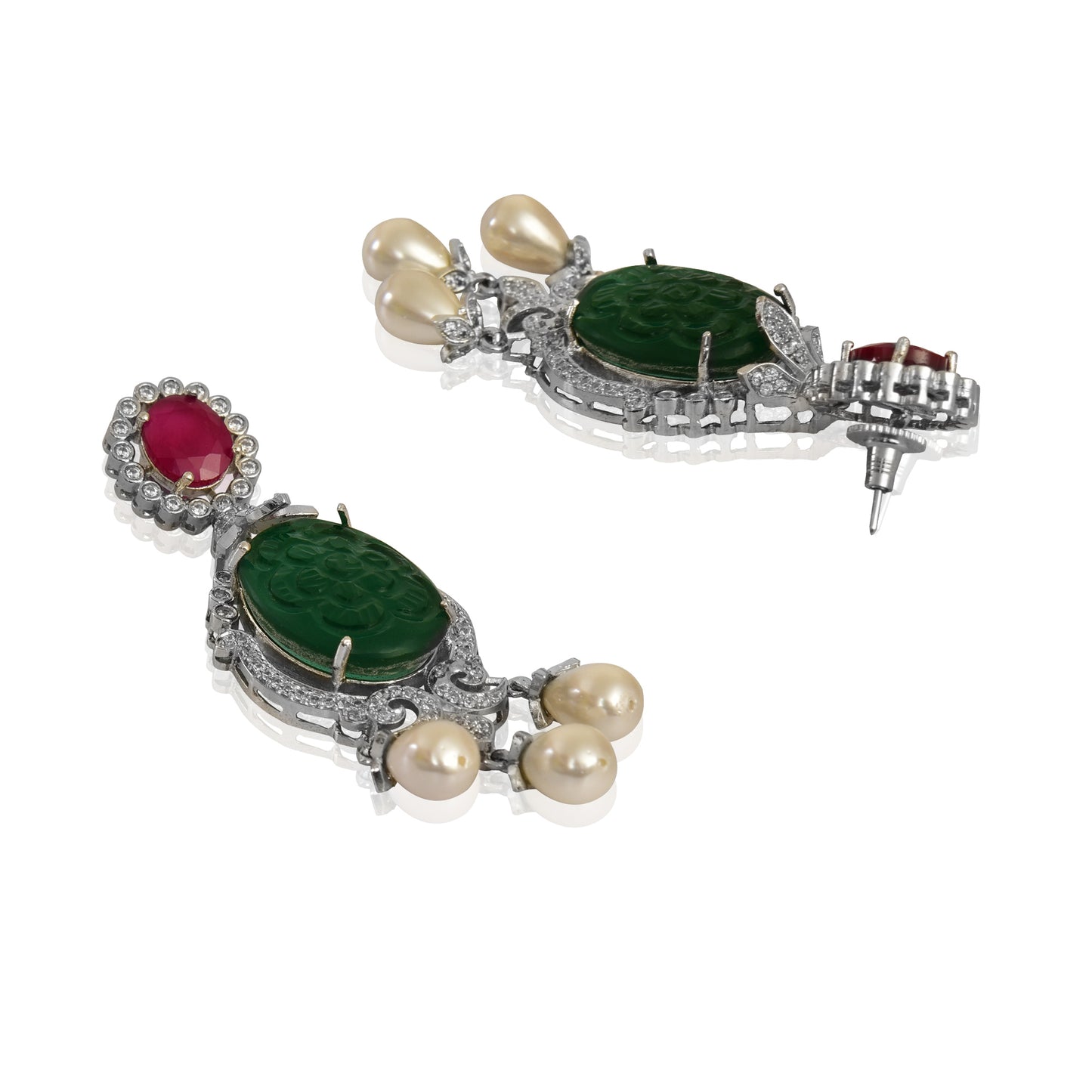 Red and green carving earrings