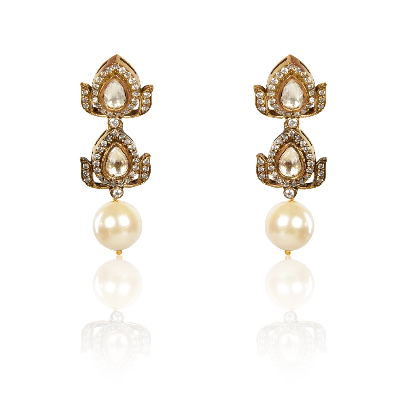 Festive kundan earrings