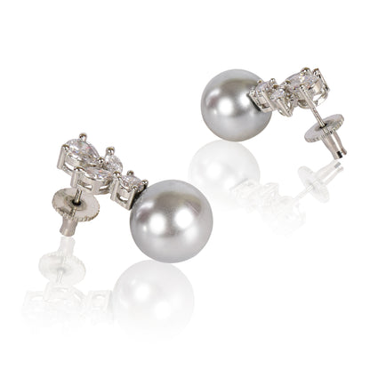 Classic grey pearl earrings