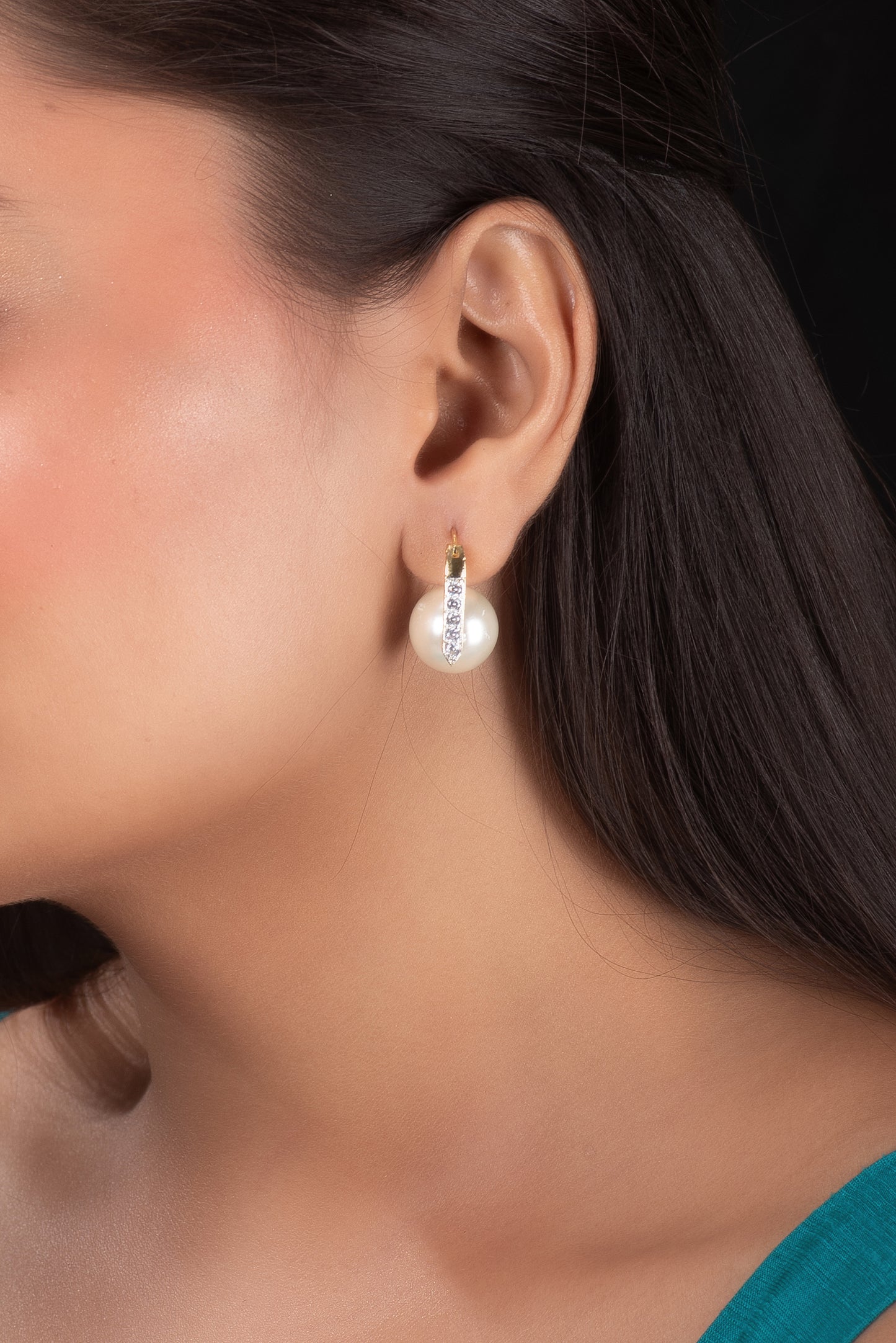 Pearl everyday wear earrings