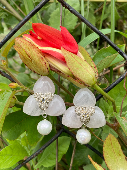 Heart shaped rose quartz with baroque pearl drop earring