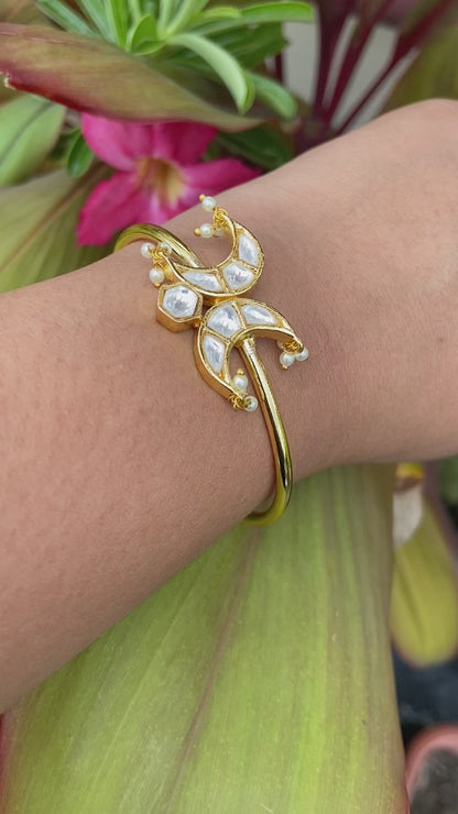 Dainty Kundan bracelet